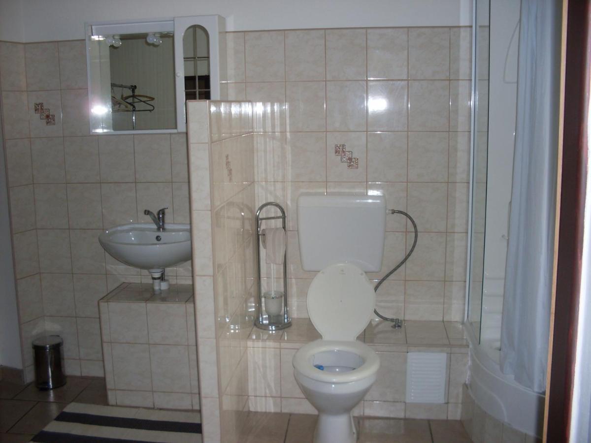 Pension U Kastanu Karlovy Vary Phòng bức ảnh